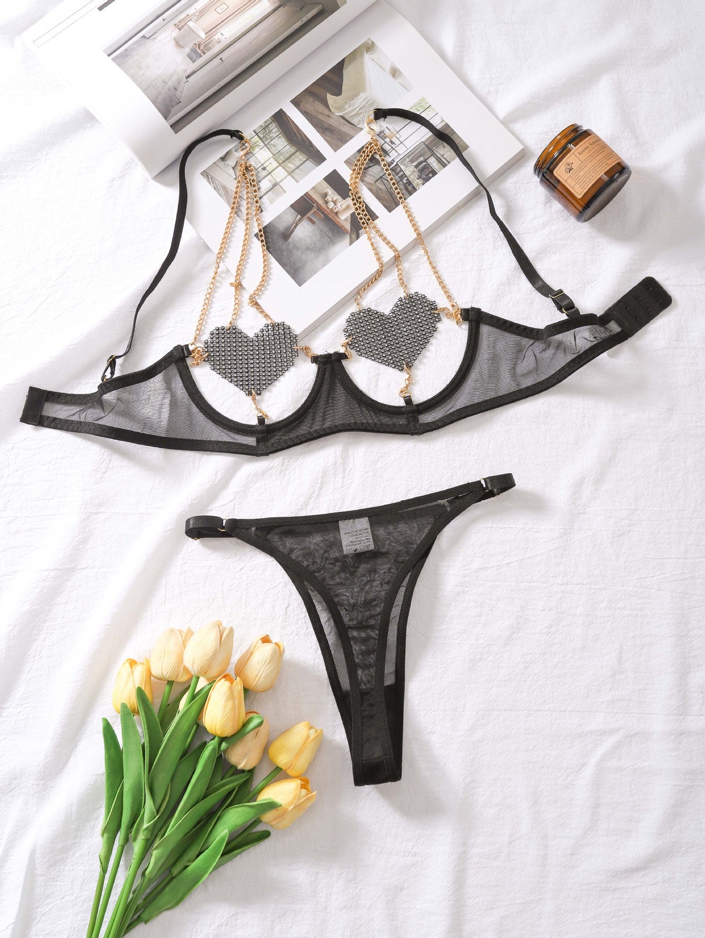 Sexy lingerie with exposed chest heart-shaped chain sexy perspective mesh five piece set for women